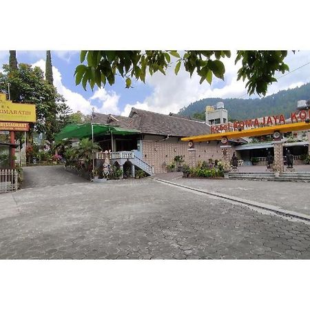 Komajaya Komaratih Hotel Tawangmangu Buitenkant foto