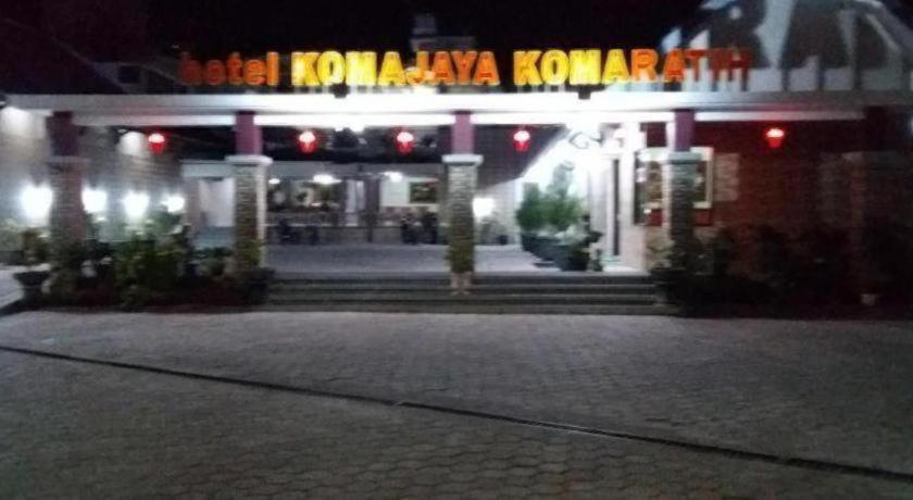 Komajaya Komaratih Hotel Tawangmangu Buitenkant foto